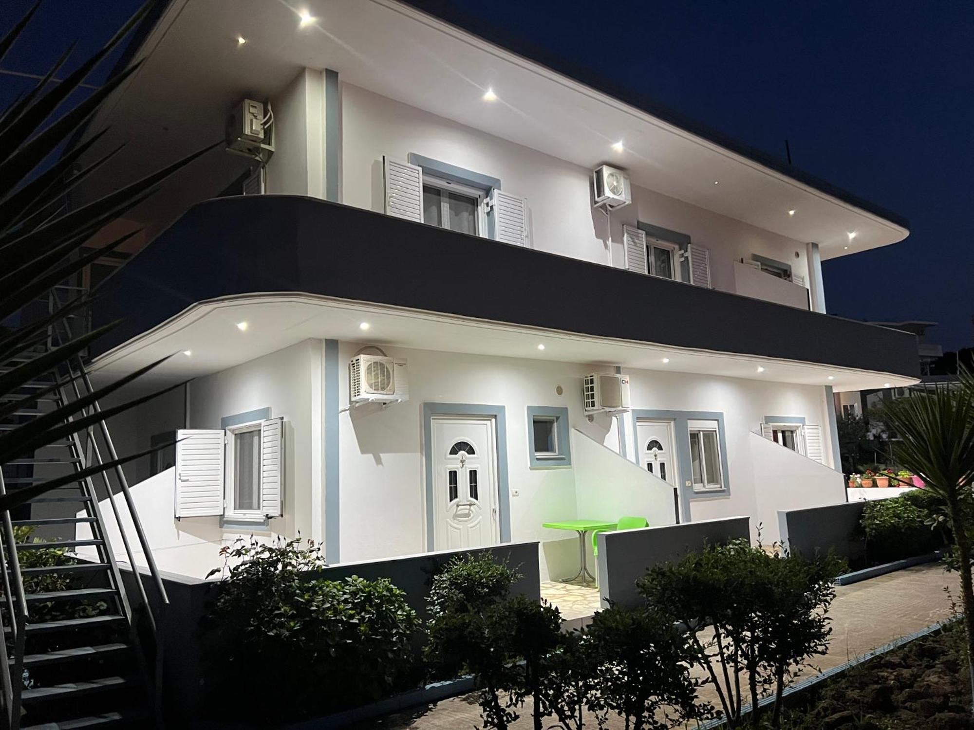 Villa Isufi คซามิล ภายนอก รูปภาพ